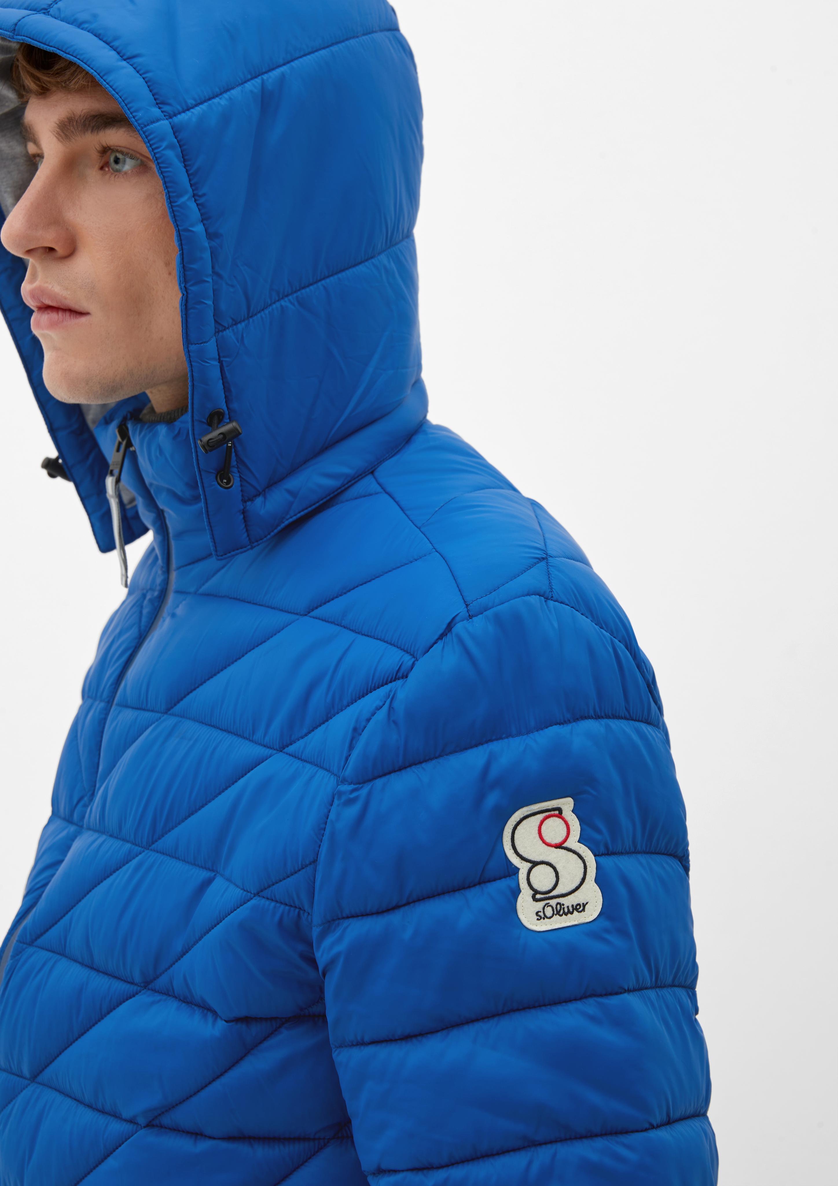 Leichte Steppjacke mit gefütterter Kapuze  2125983-5621