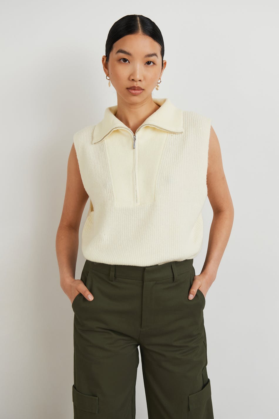 Lena knitted vest