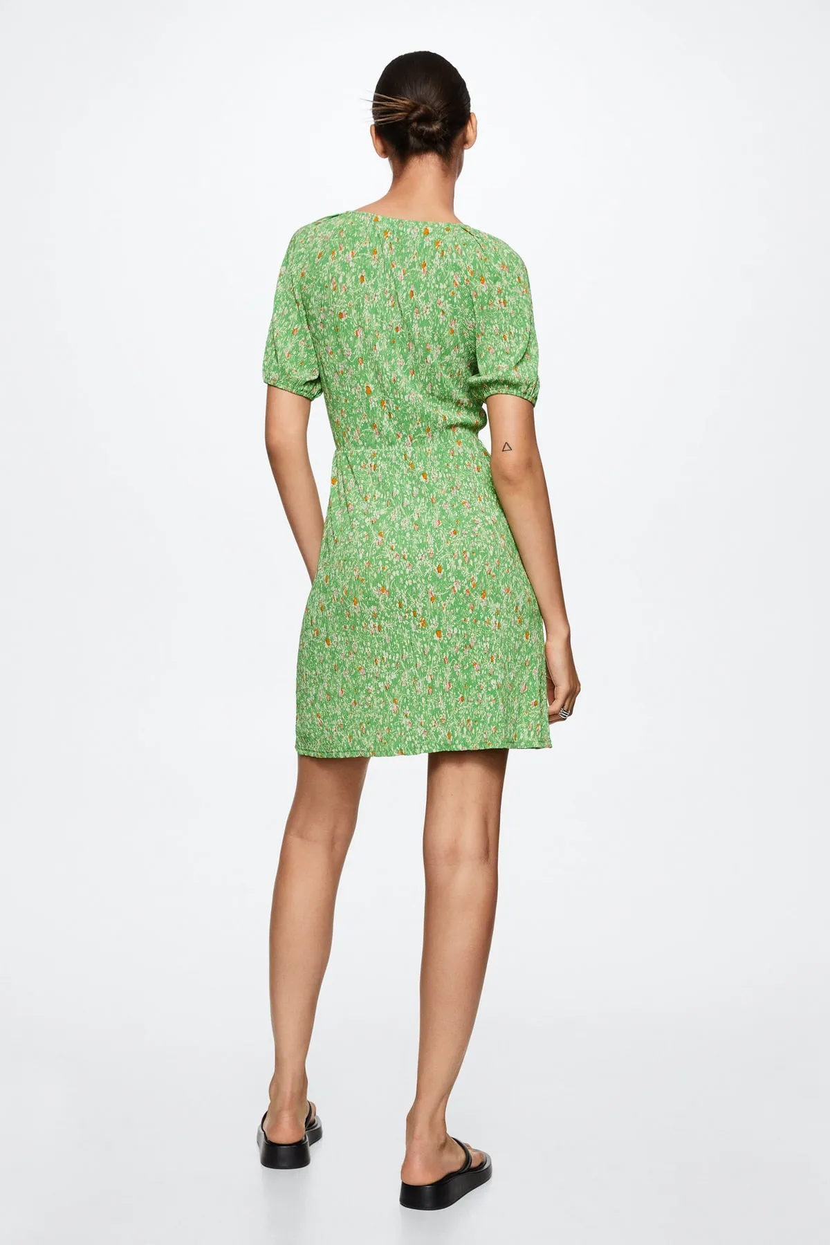 MANGO  Grünes Damenkleid 37040357