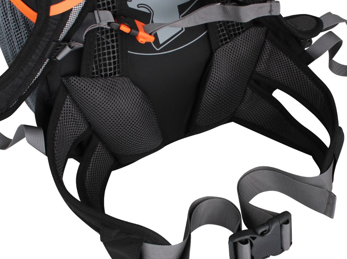 TravelSafe Tour 22 Rucksack mit Regenhülle