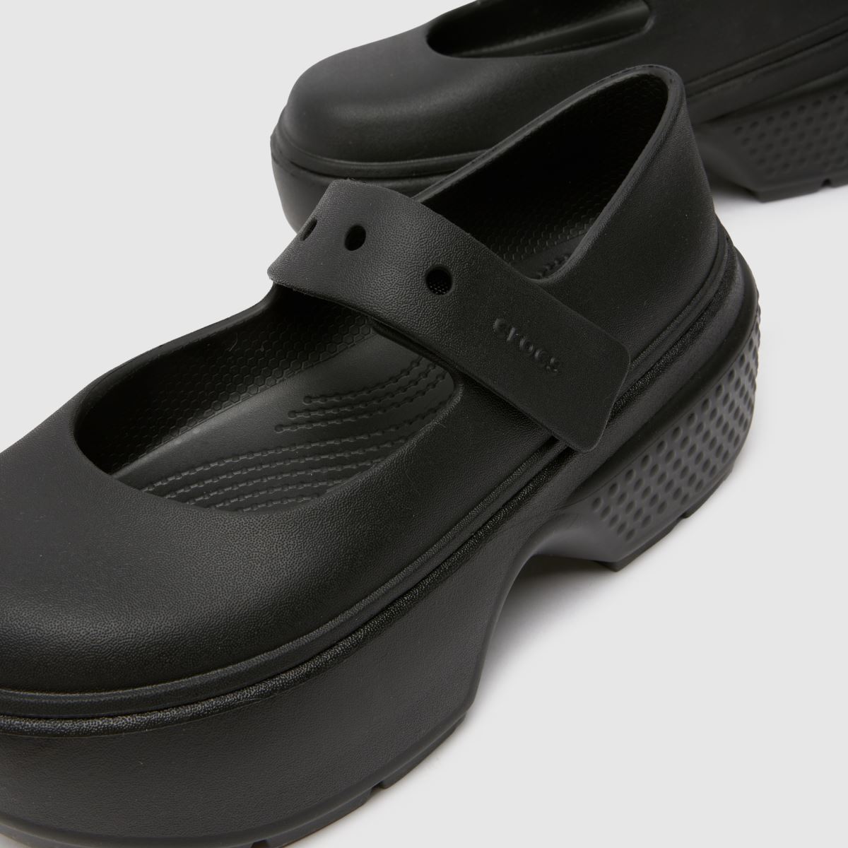Crocs Stomp Mary Jane szandál fekete színben