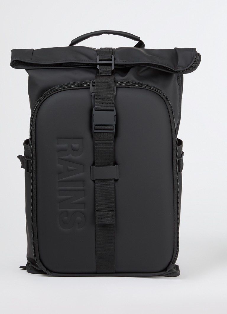 Mochila Rains Texel Moldada com compartimento para laptop de 16 polegadas e revestimento repelente à água.