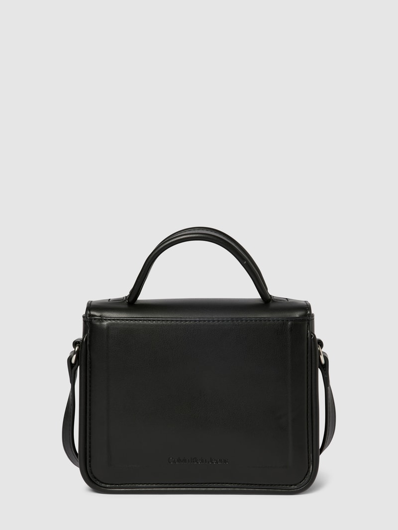 Umhängetasche mit Label-Prägung in black