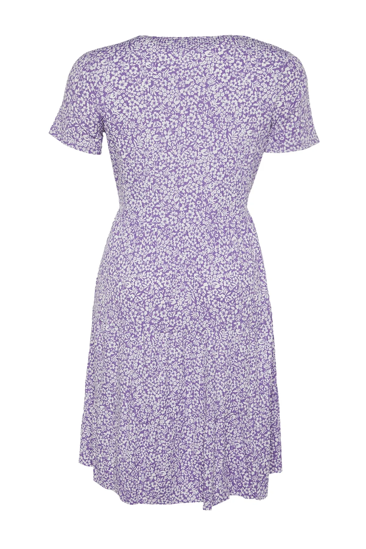 Trendyol Curve  Lilafarbenes Strickkleid mit V-Ausschnitt und Blumenmuster TBBSS22EL1638