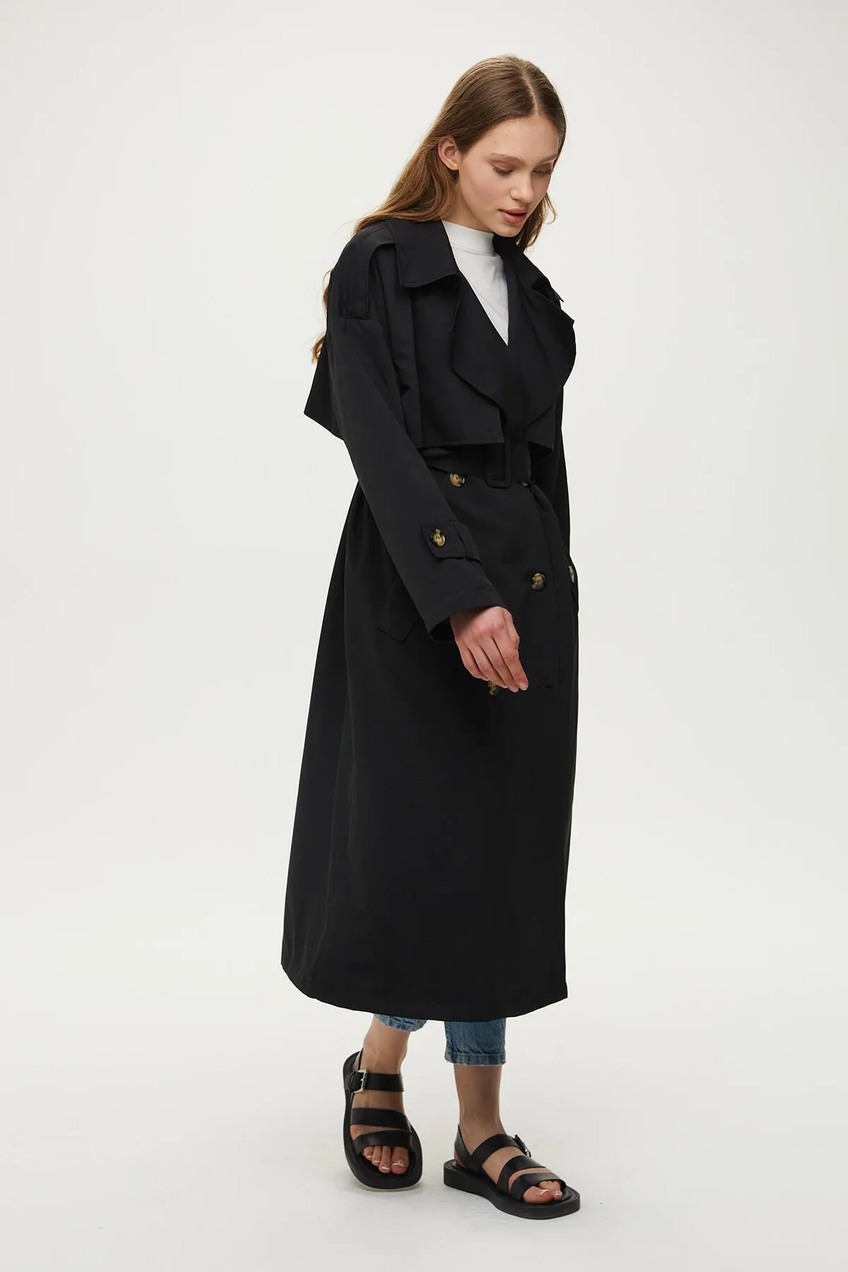 Manuka  ZWEIREIHIGER TRENCHCOAT MIT KNÖPFEN SCHWARZ