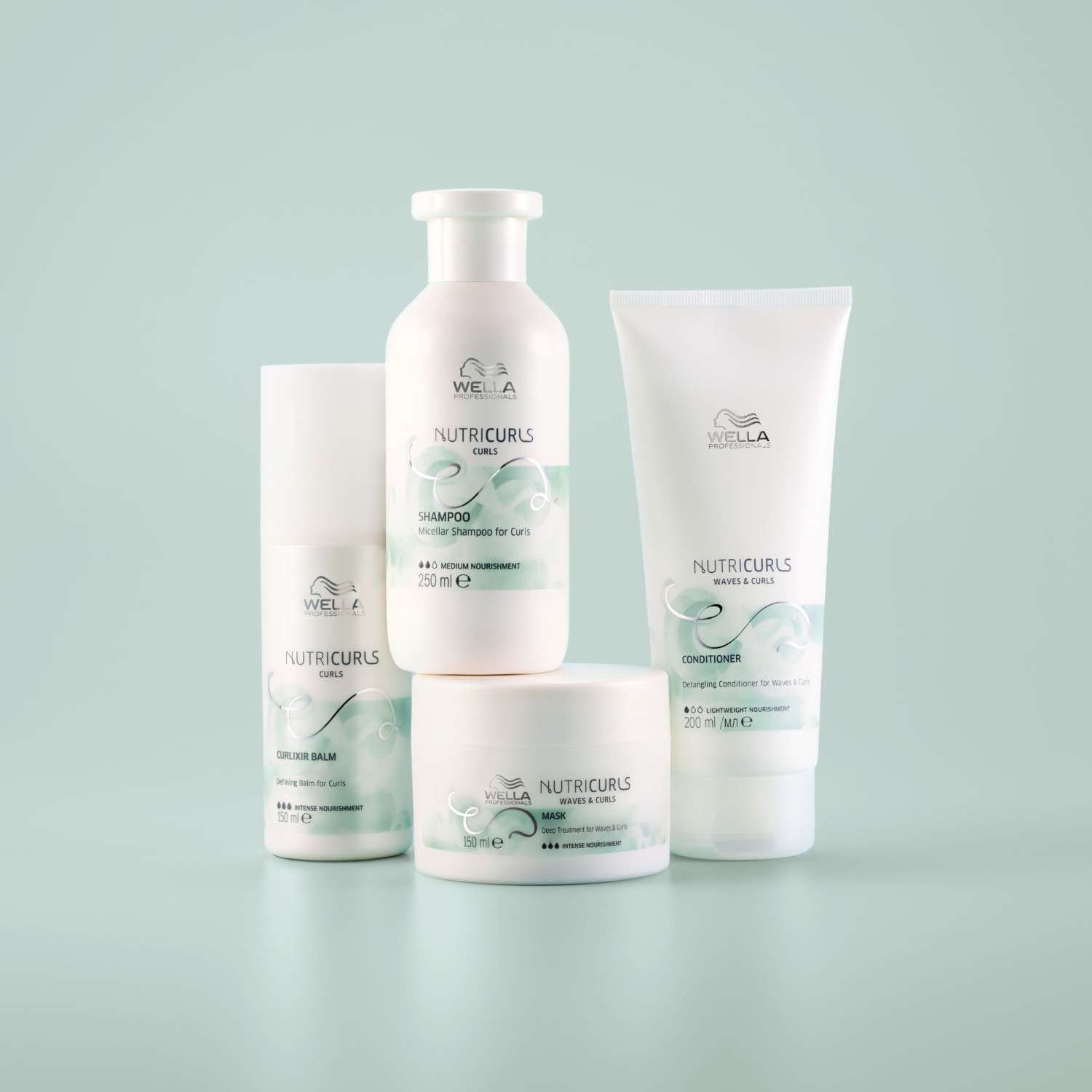 Wella Professionals NUTRICURLS – głęboko odżywiająca kuracja do włosów falowanych i kręconych.