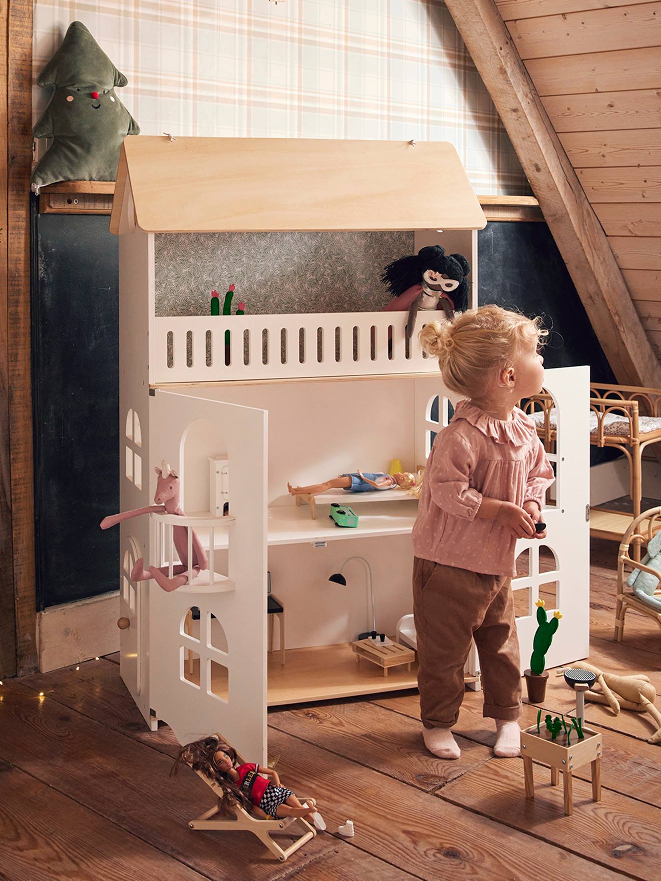 Maison de poupée mannequin Romantique en bois FSC® multicolore