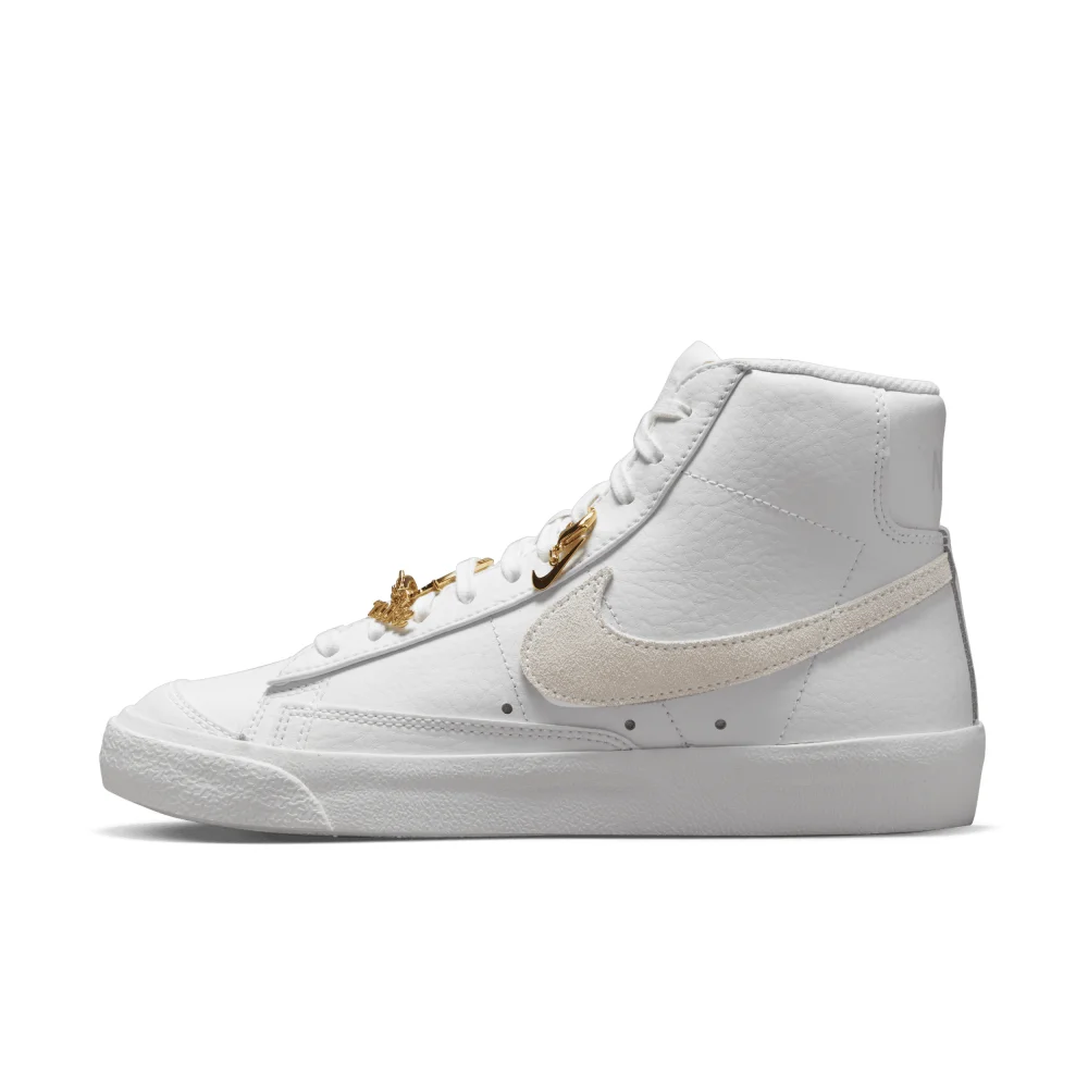 Nike Blazer Mid 77 FB8475-100 / weiss