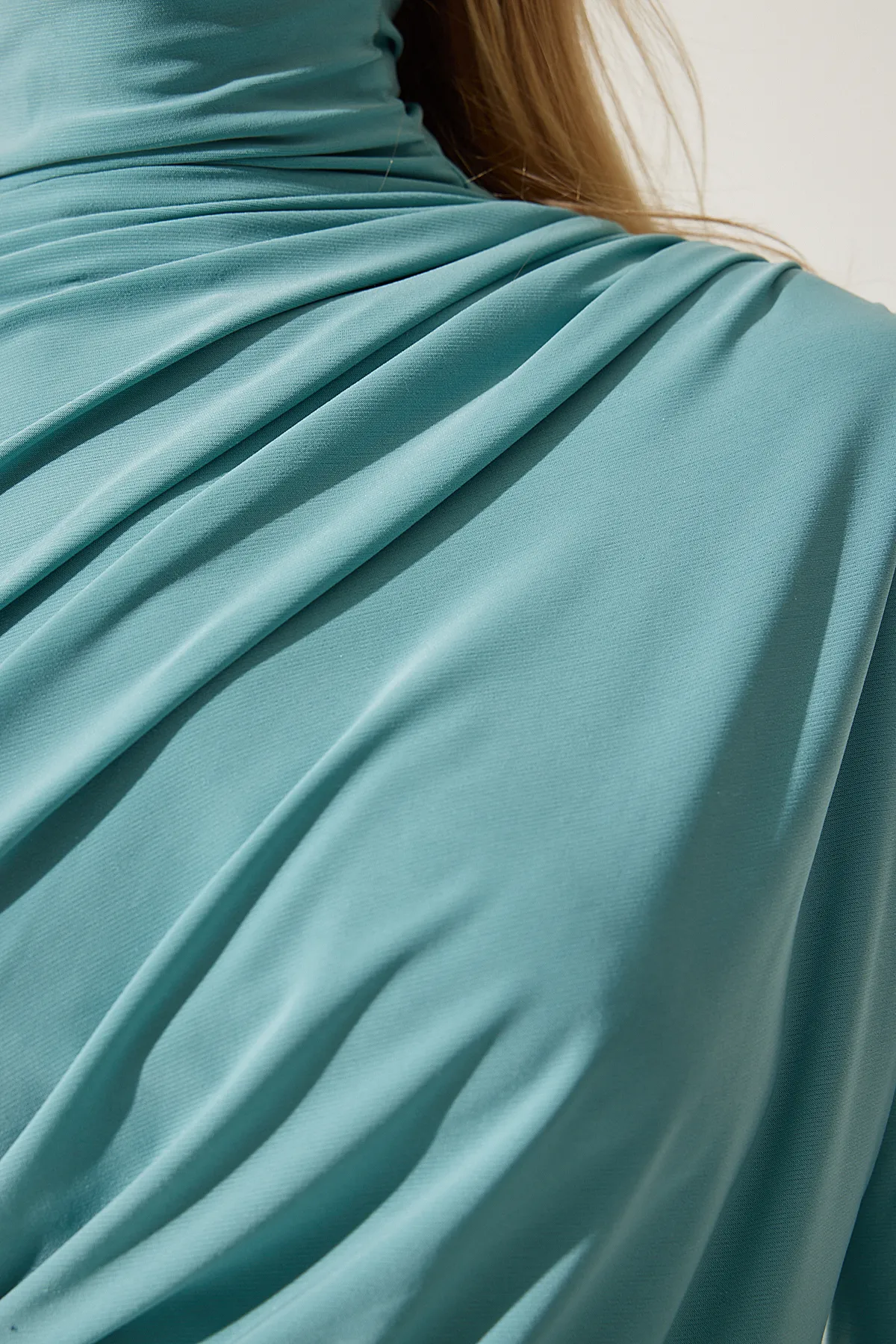 Happiness İstanbul  Wassergrüne Sandy Bluse mit Stehkragen und Kordelzug für Damen FF00135