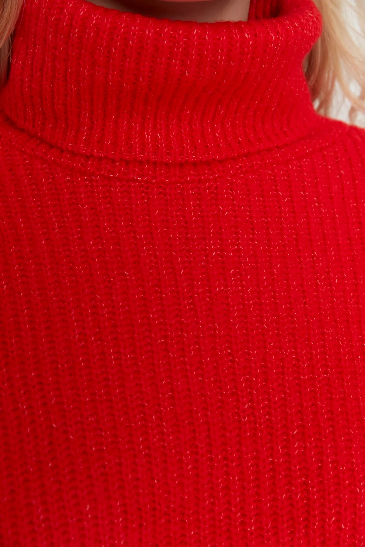 Trendyol Collection  Roter, weich strukturierter Basic-Strickpullover mit weiter Passform TWOAW23KZ00611