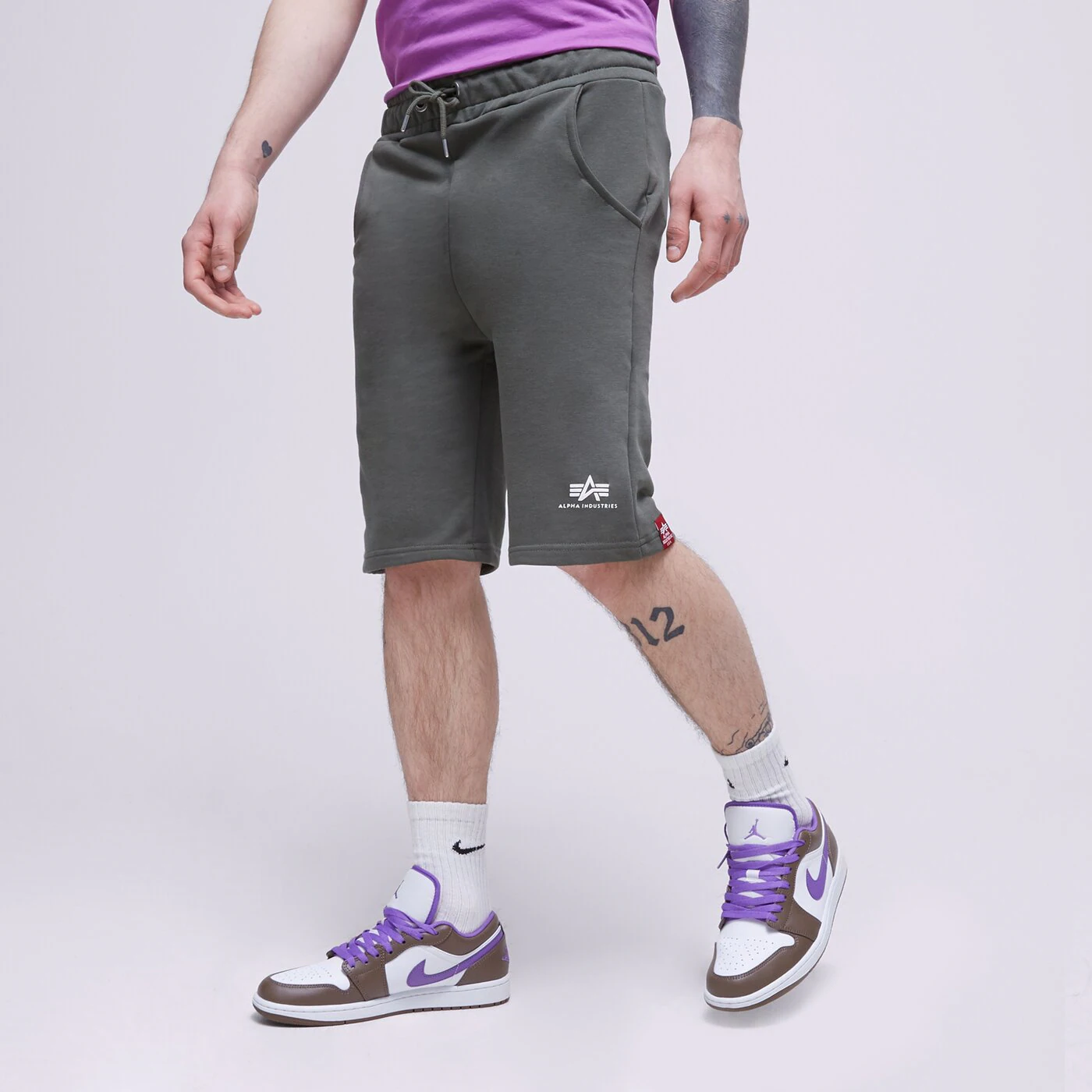 ALPHA INDUSTRIES SHORTS BASIC SL Grau