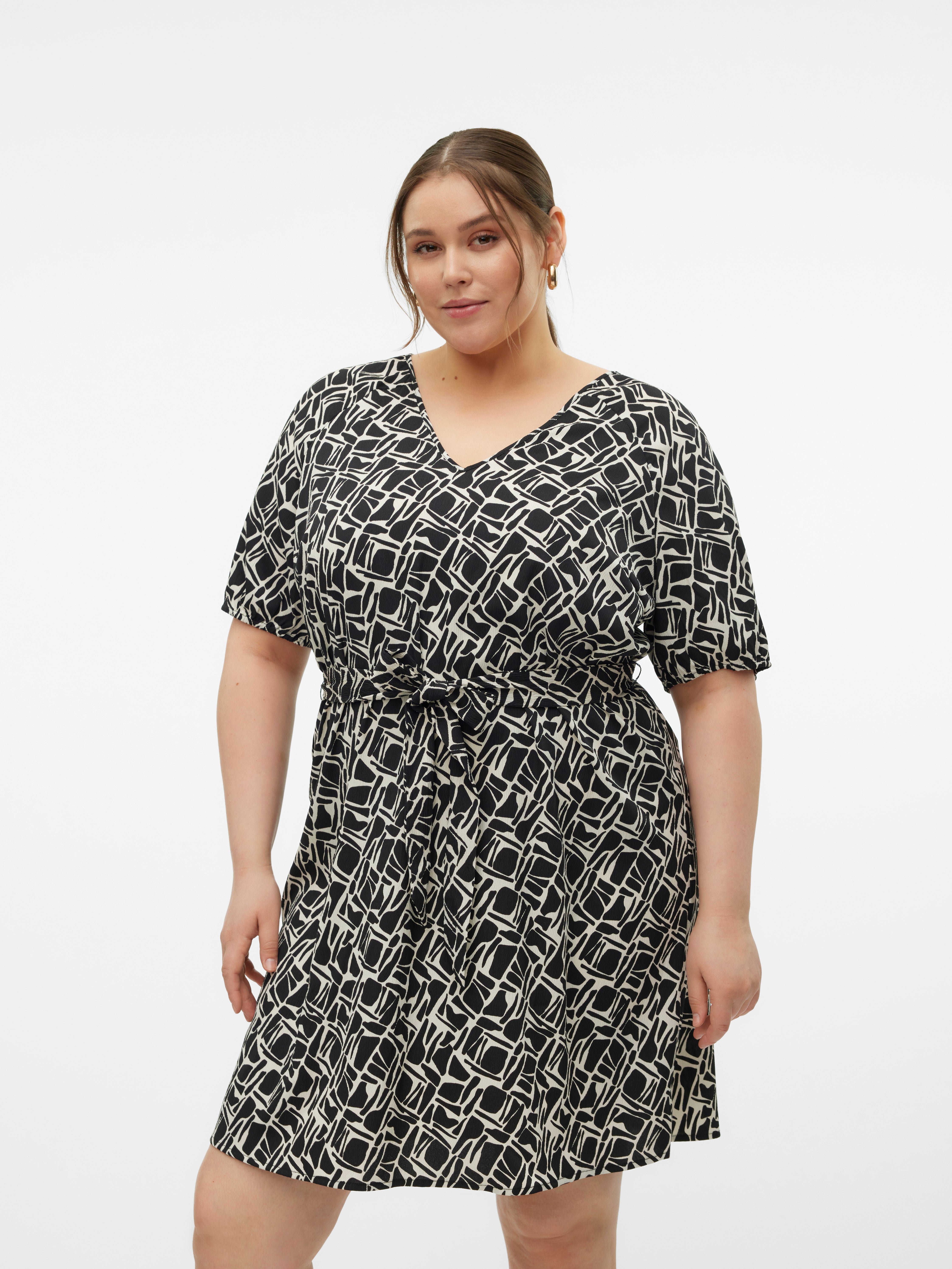 VMCPAGE Kurzes Kleid