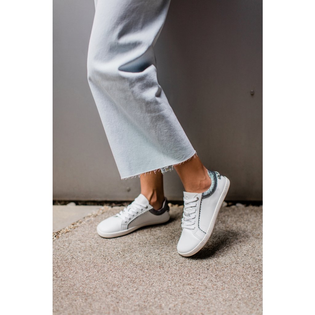 Shapen Feelin Chic White Glitter Leather Barfuß-Halbschuhe