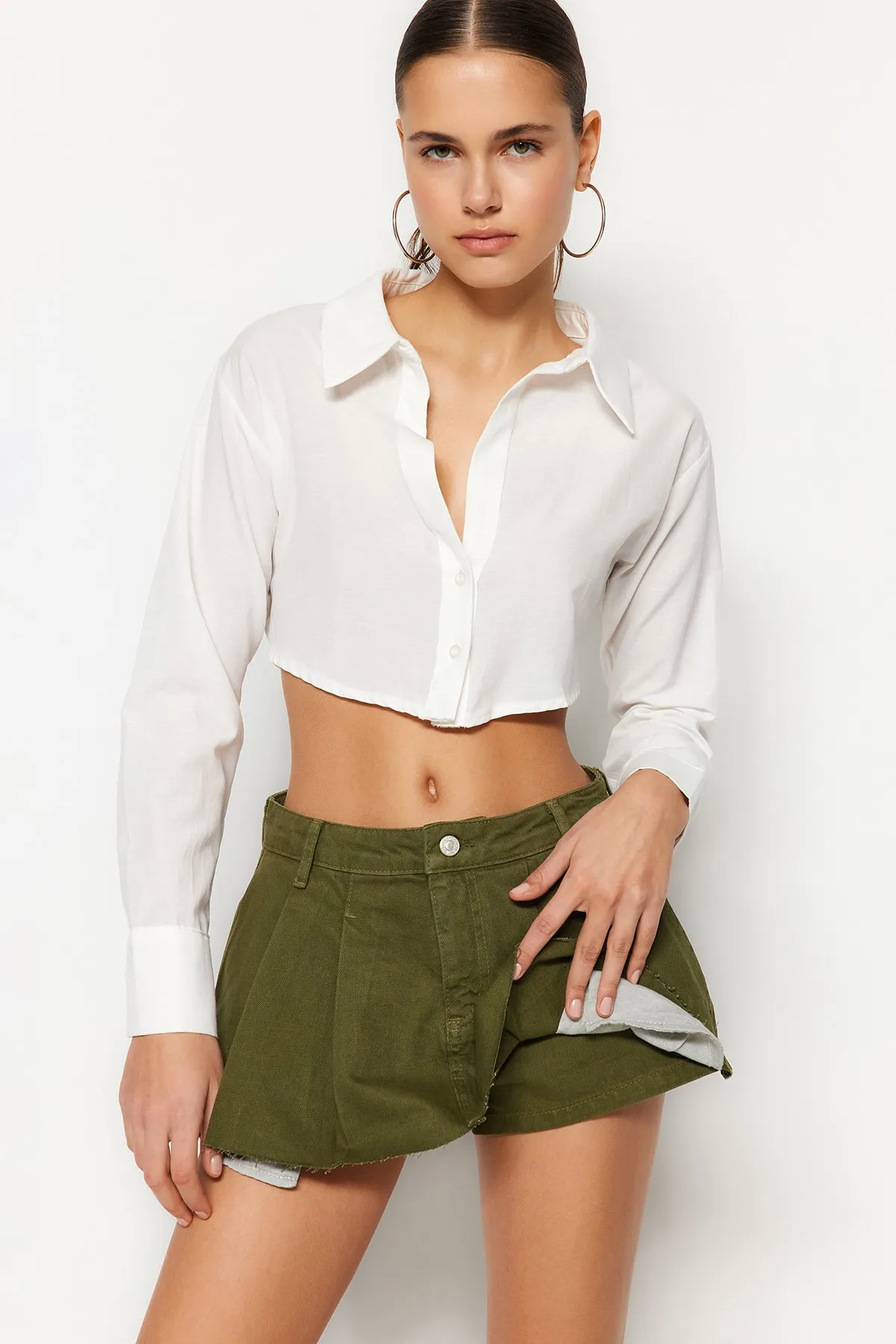 Trendyol Collection  Shorts - Khaki - Niedriger Bund