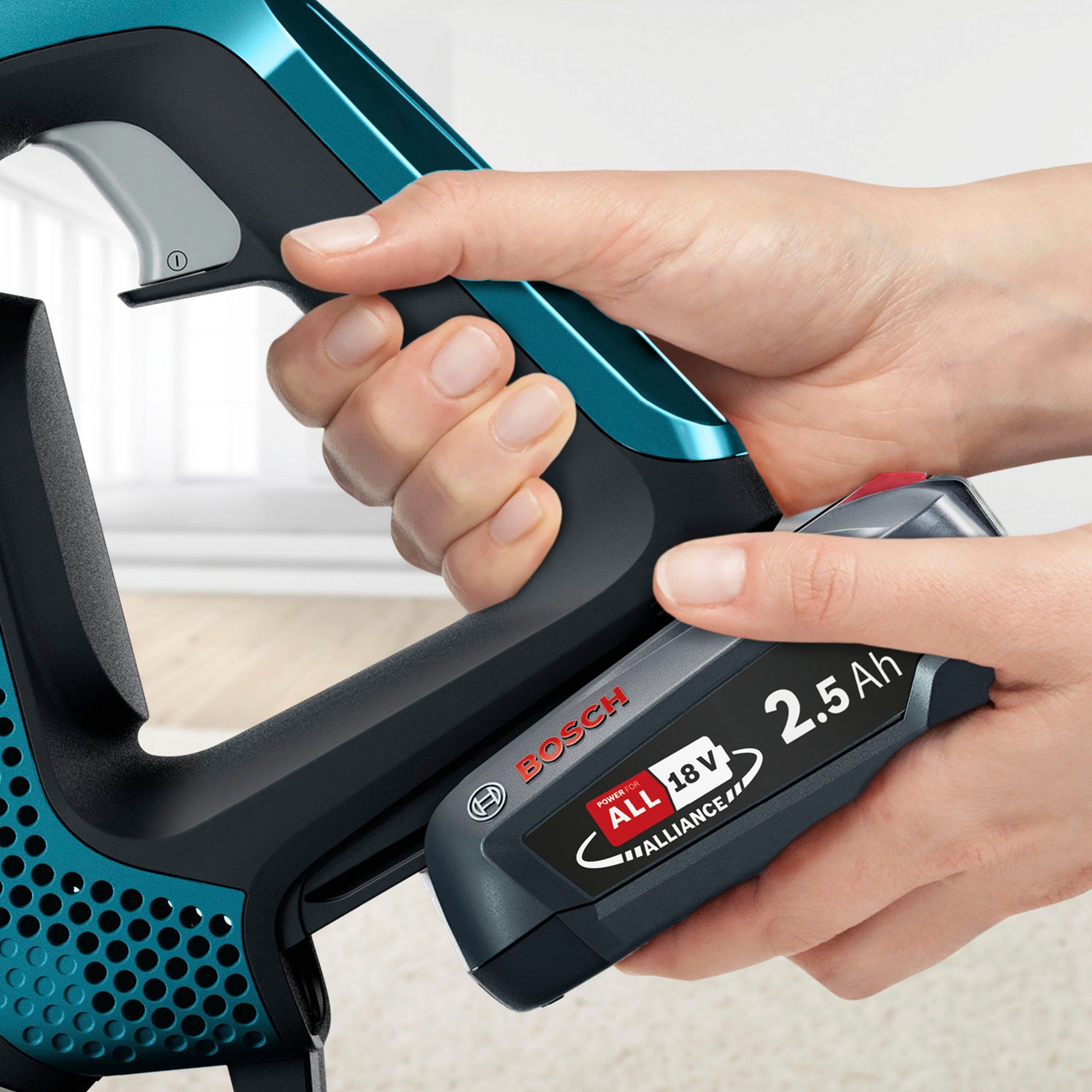 BOSCH Akku-Stielstaubsauger Unlimited Serie 6, schwarz, BKS6111P, beutellos, 18V Power for ALL Akku, inkl. Möbelpinsel