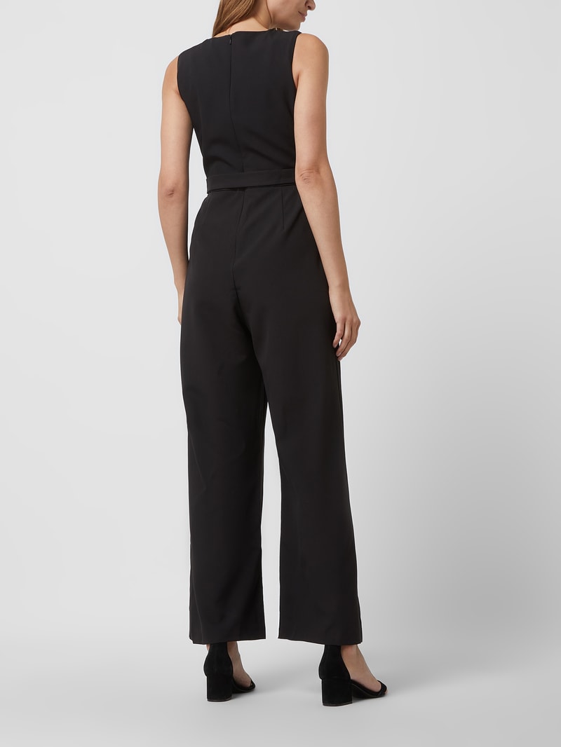 Jumpsuit aus Krepp in schwarz