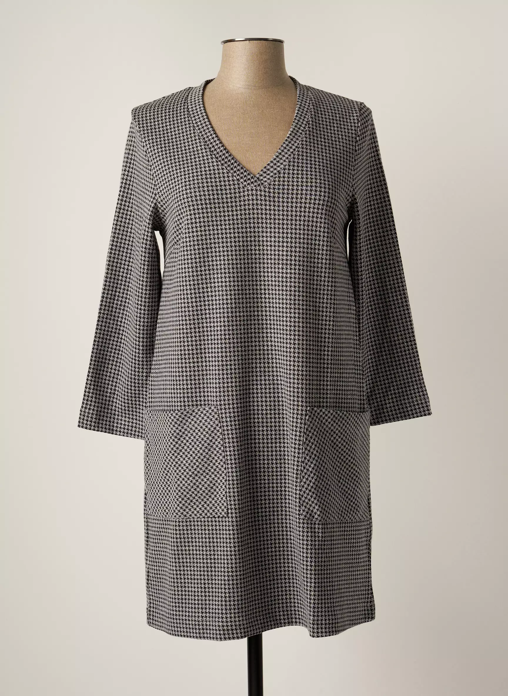 Indie Lee Robes Courtes Femme couleur gris