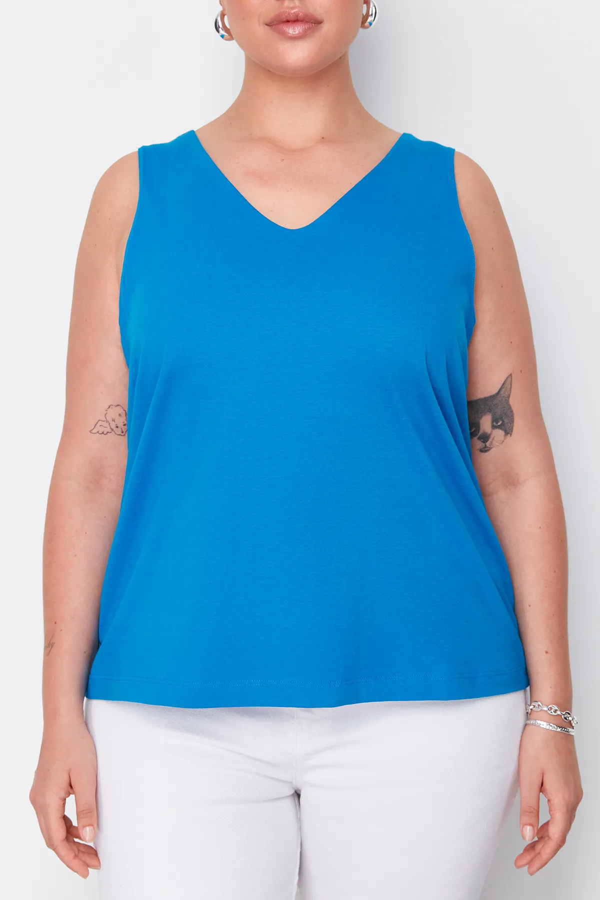 Trendyol Curve  Blaue, detaillierte Strickbluse auf der Rückseite TBSSS24AF00061