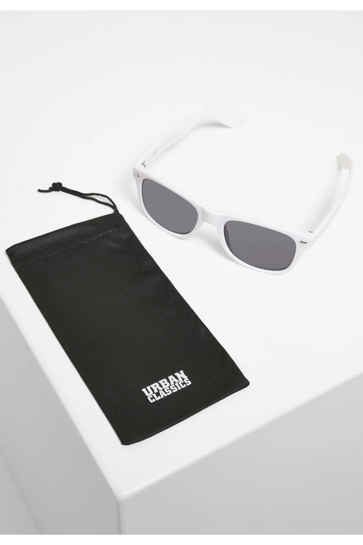 Urban Classics  Accessoires Sonnenbrillen Likoma UC