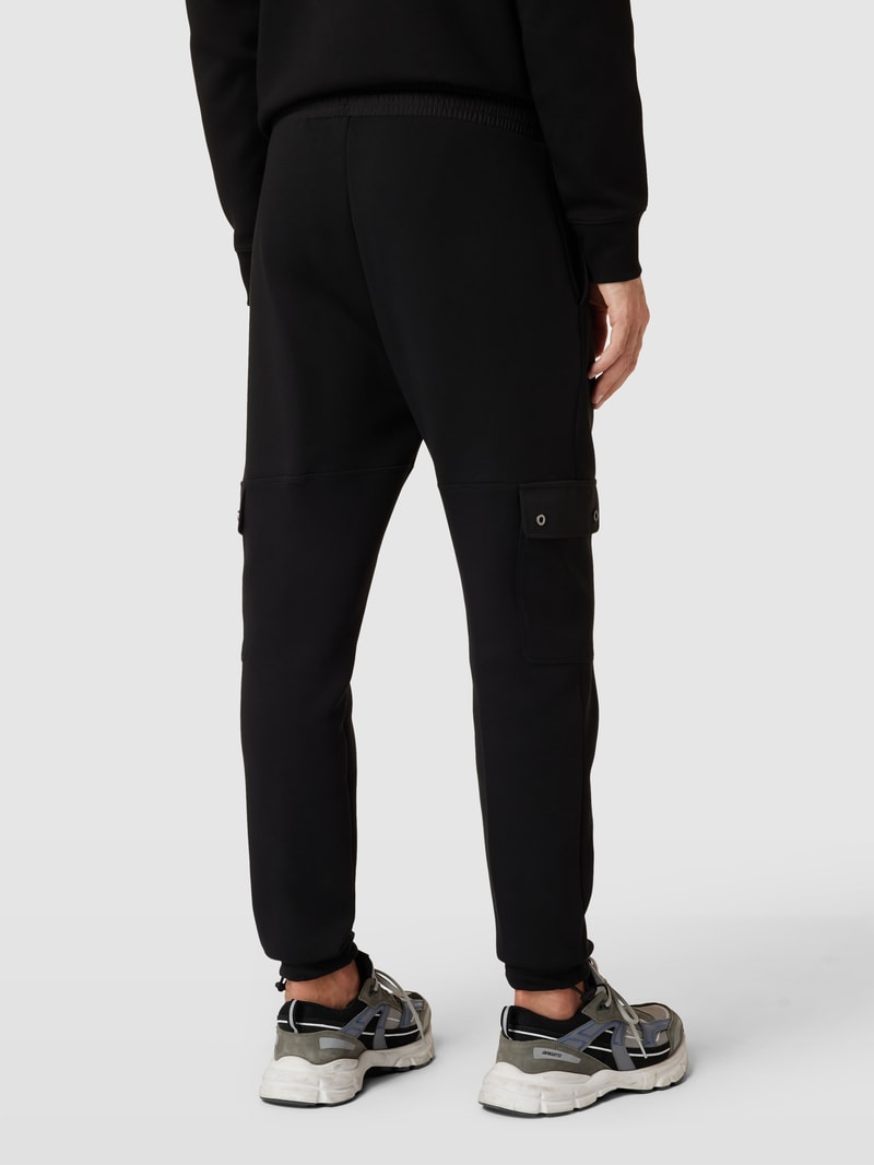Sweatpants mit Cargotaschen Modell 'Dangkang' in schwarz