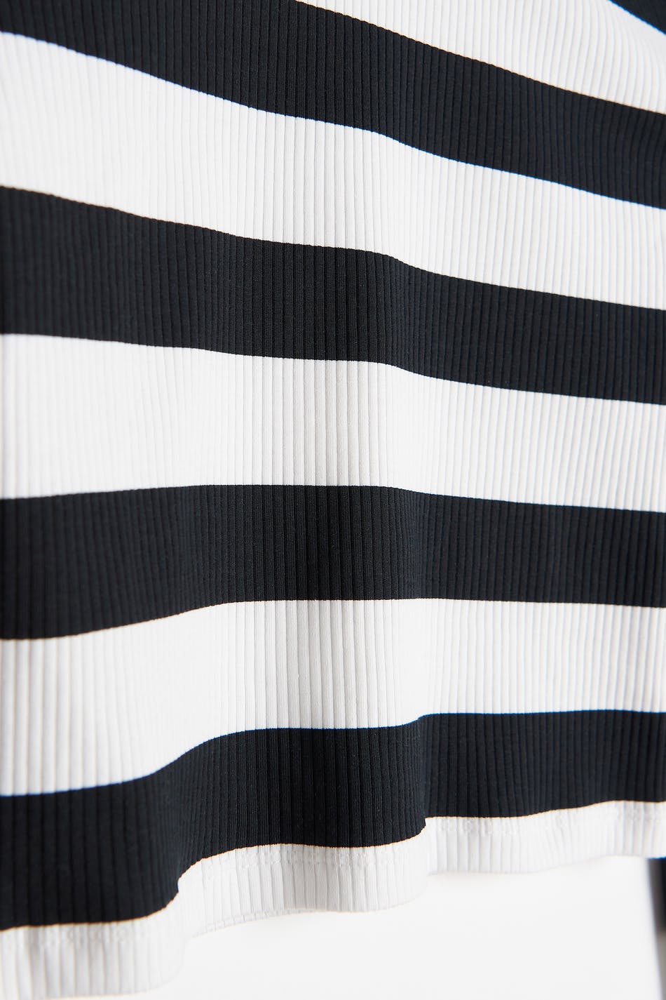 S trumpet sleeve top