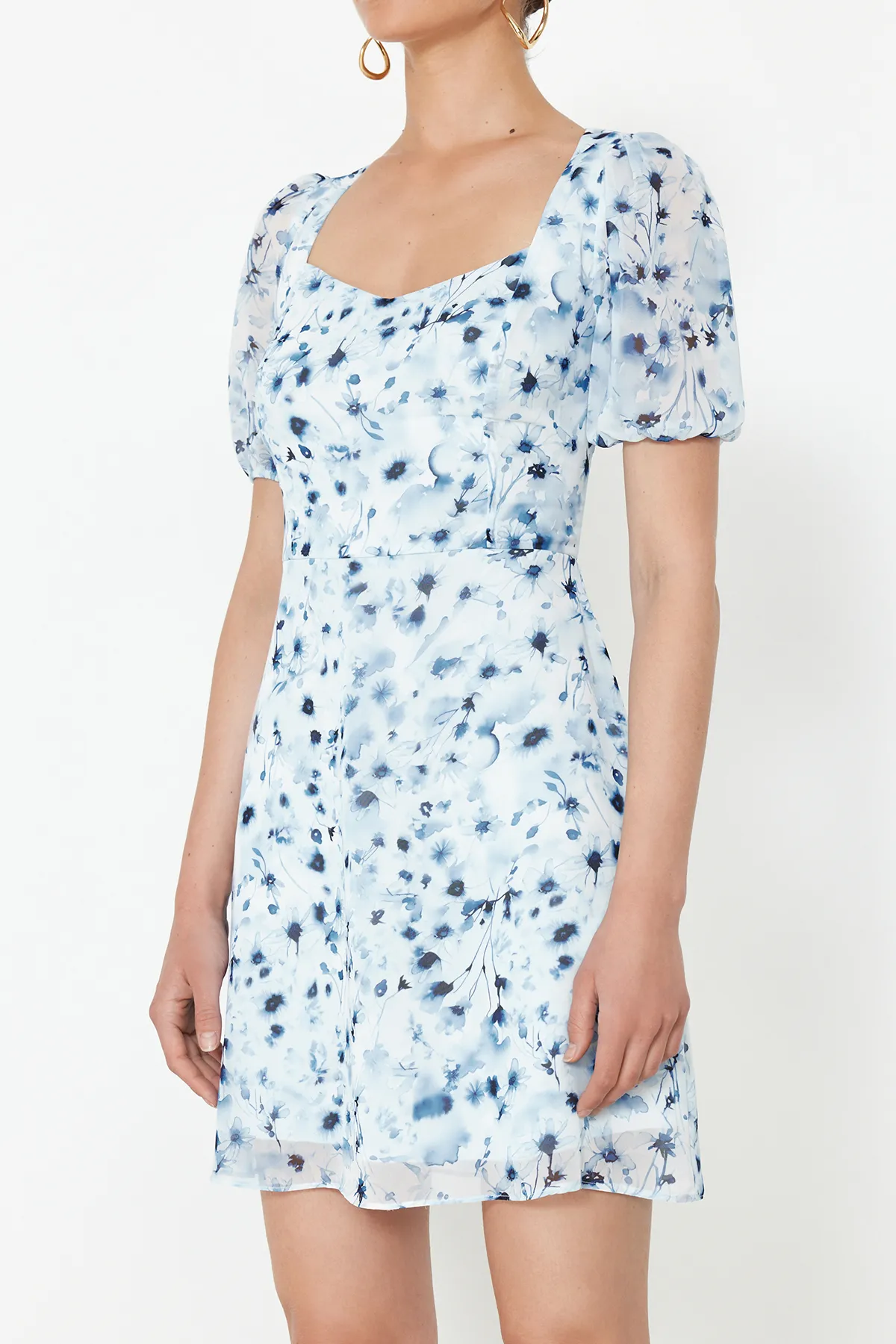 Trendyol Collection  Hellblaues gewebtes Minikleid TWOSS22EL2168