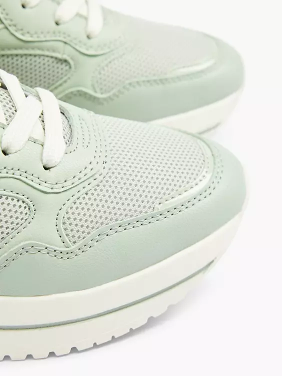 Graceland Platform Sneaker
