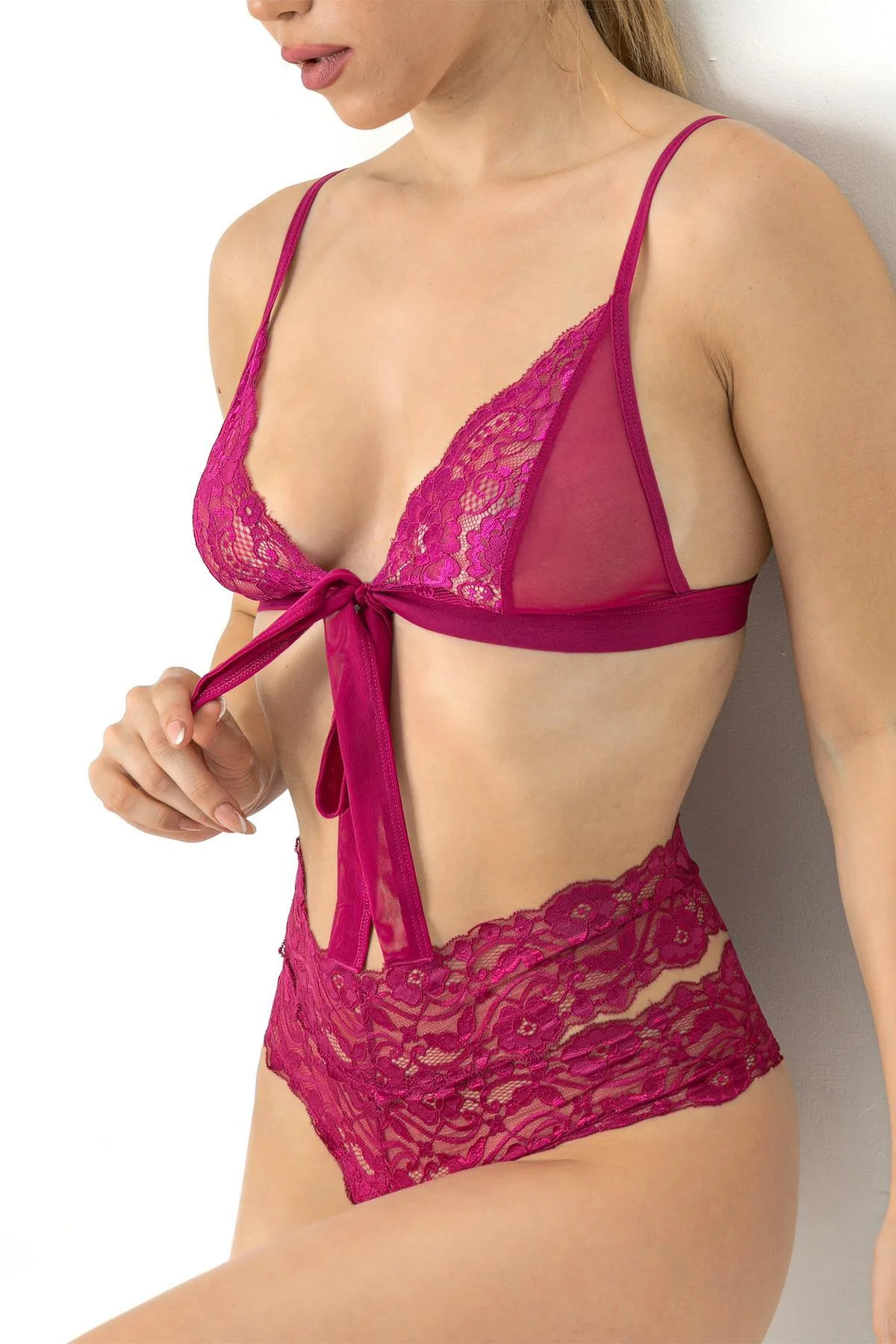 Miorre  Coverless Fantasy Bralette-Set aus Schwanenspitze
