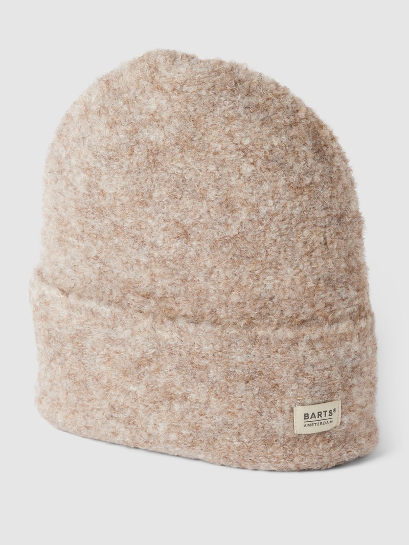 Strickmütze mit Label-Patch in taupe