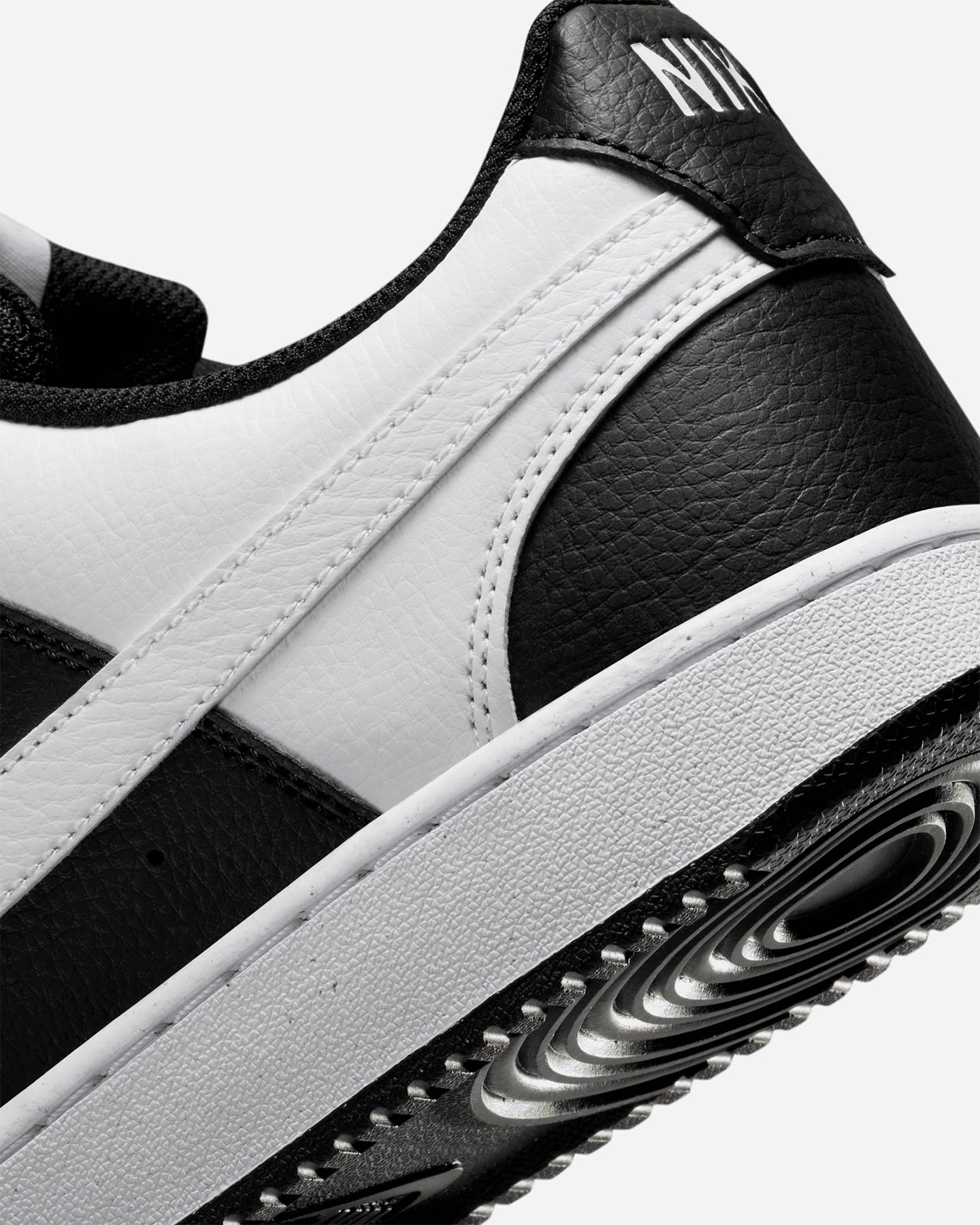 Buty sportowe Nike Court Vision Low M HM9862-001 marki Scarpe
