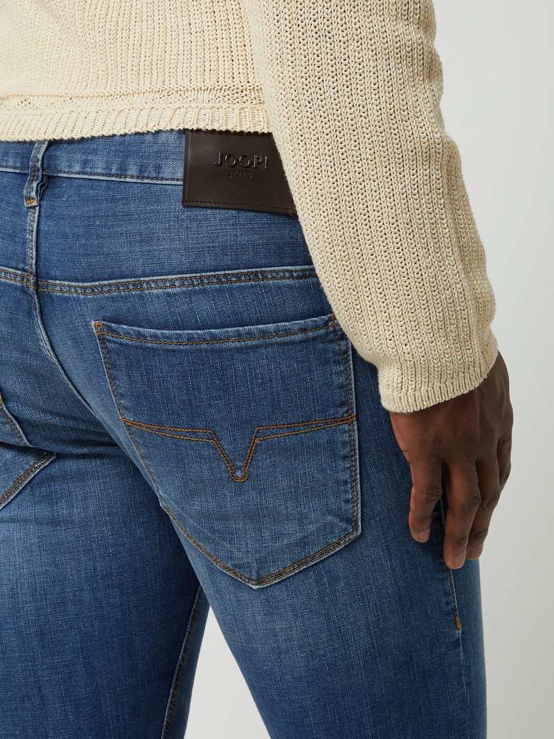 Slim Fit Jeans mit Stretch-Anteil Modell 'Stephen' in jeans