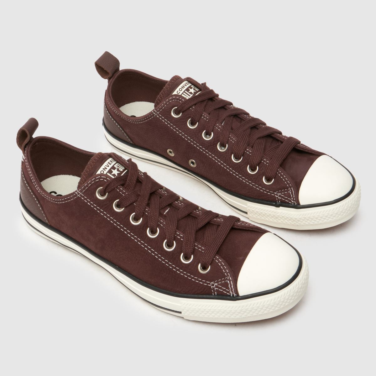Converse – All Star – Bruna, vida sneakers med bred passform
