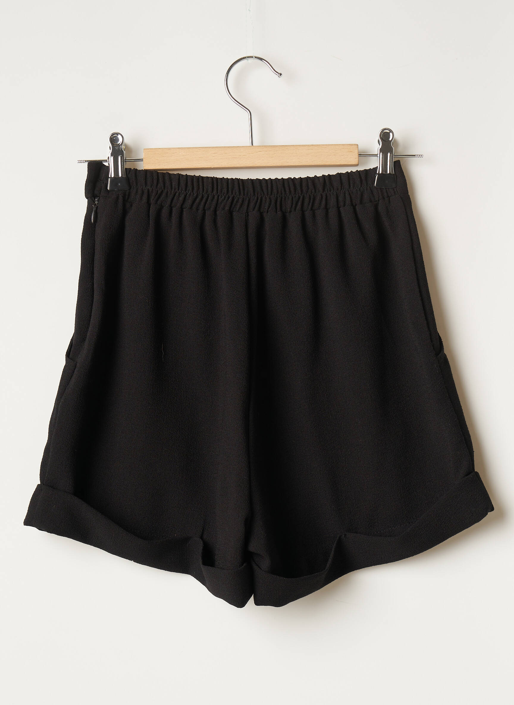 American Apparel Shorts 1 Femme couleur noir