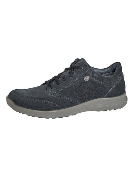 Schnürschuh mit weicher Schaftrandpolsterung