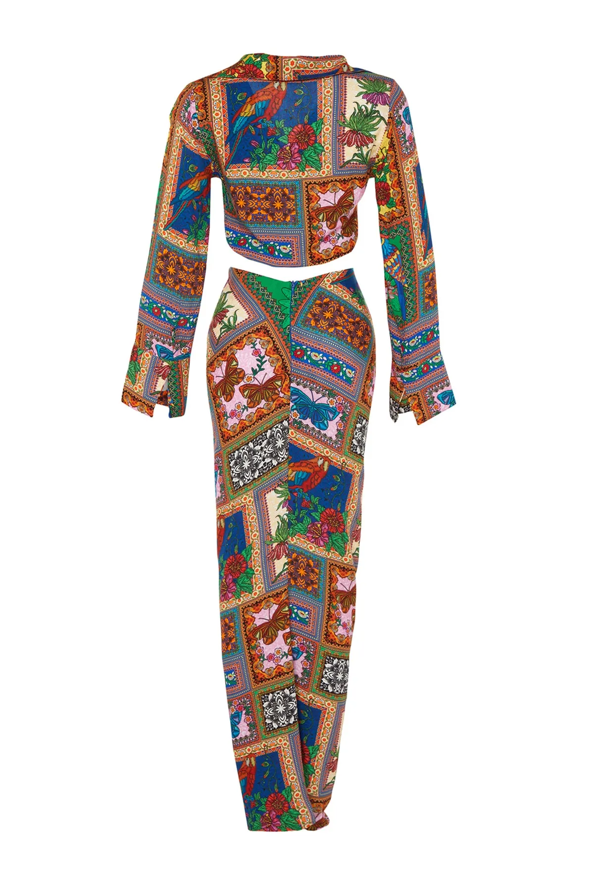 Trendyol Collection  Gewebtes Blusen-Rock-Set mit tropischem Muster und Schlitz TBESS23AU00059
