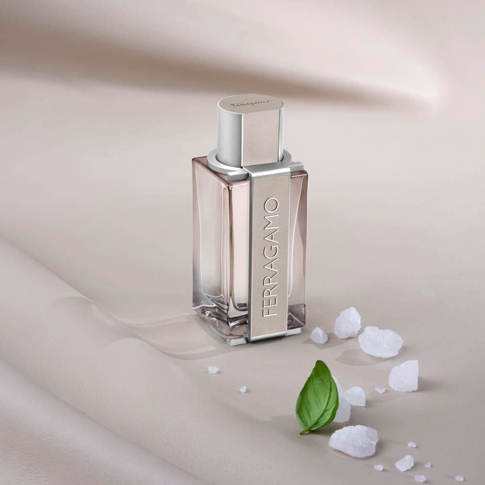 Ferragamo Ferragamo Bright Leather Eau de Toilette Nat. Spray