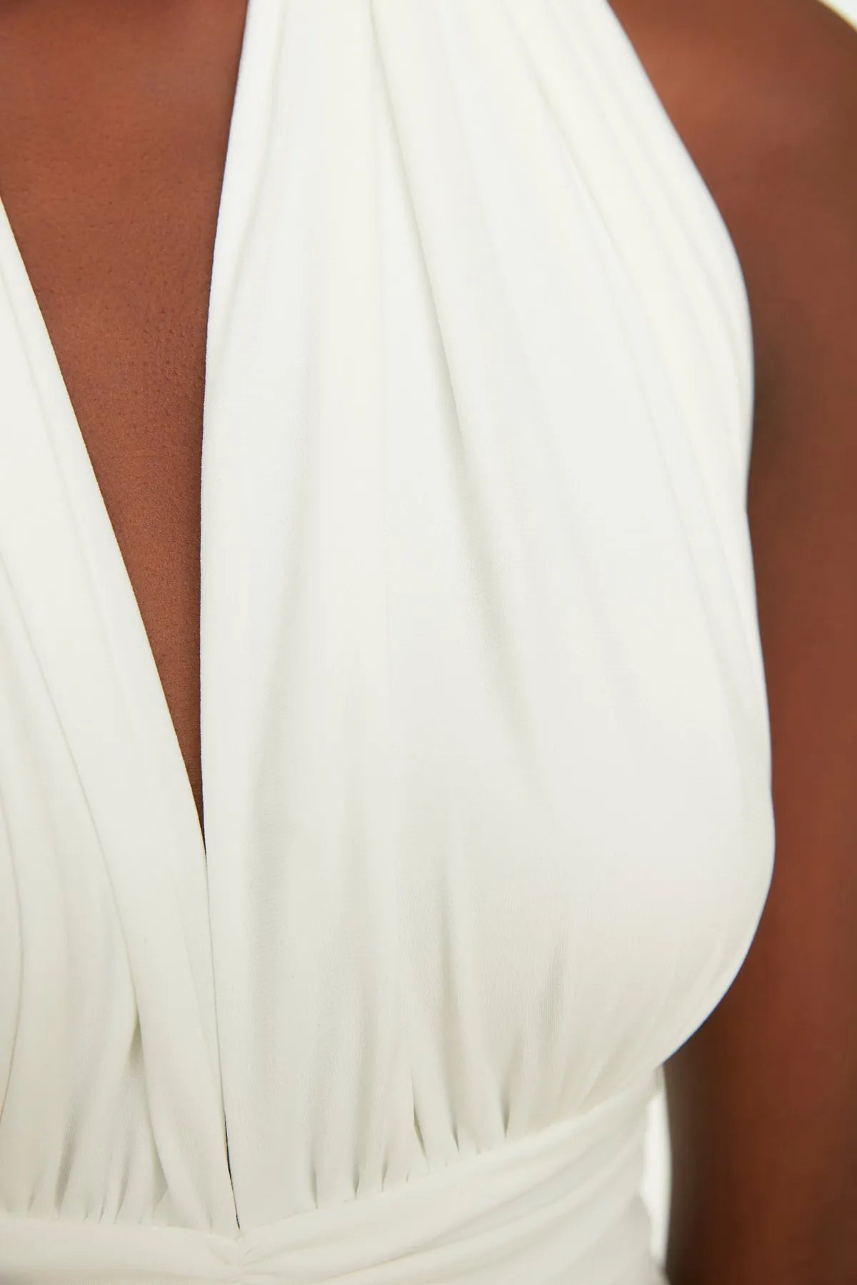 Trendyol Collection  Ecru geraffter Body TPRSS21BD0126