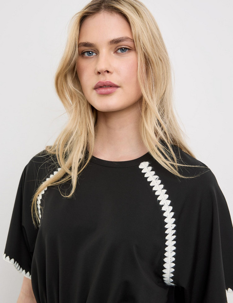 Shirtkleid mit Deko-Stitchings