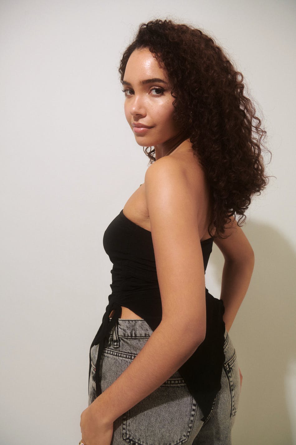 Asymmetric tube top
