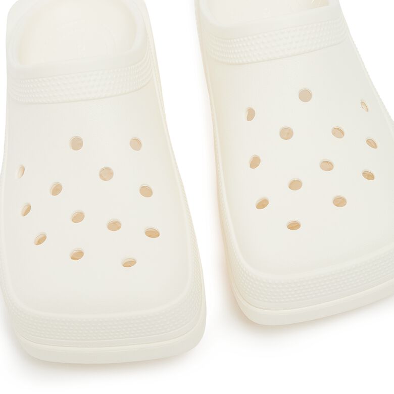 Crocs Blunt Toe chalk
