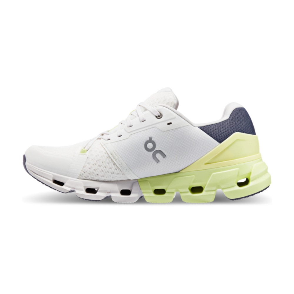ON Cloudflyer 4 71-98251 / weiss