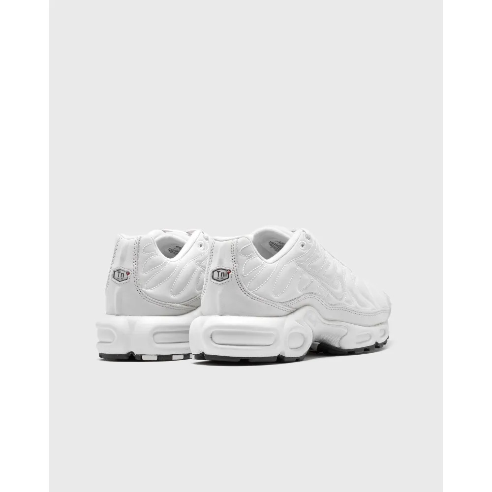 Nike Wmns Air Max Plus FZ4342-001 / weiss