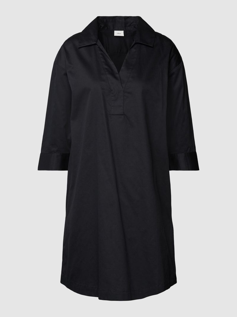 Knielanges Kleid mit V-Ausschnitt in schwarz
