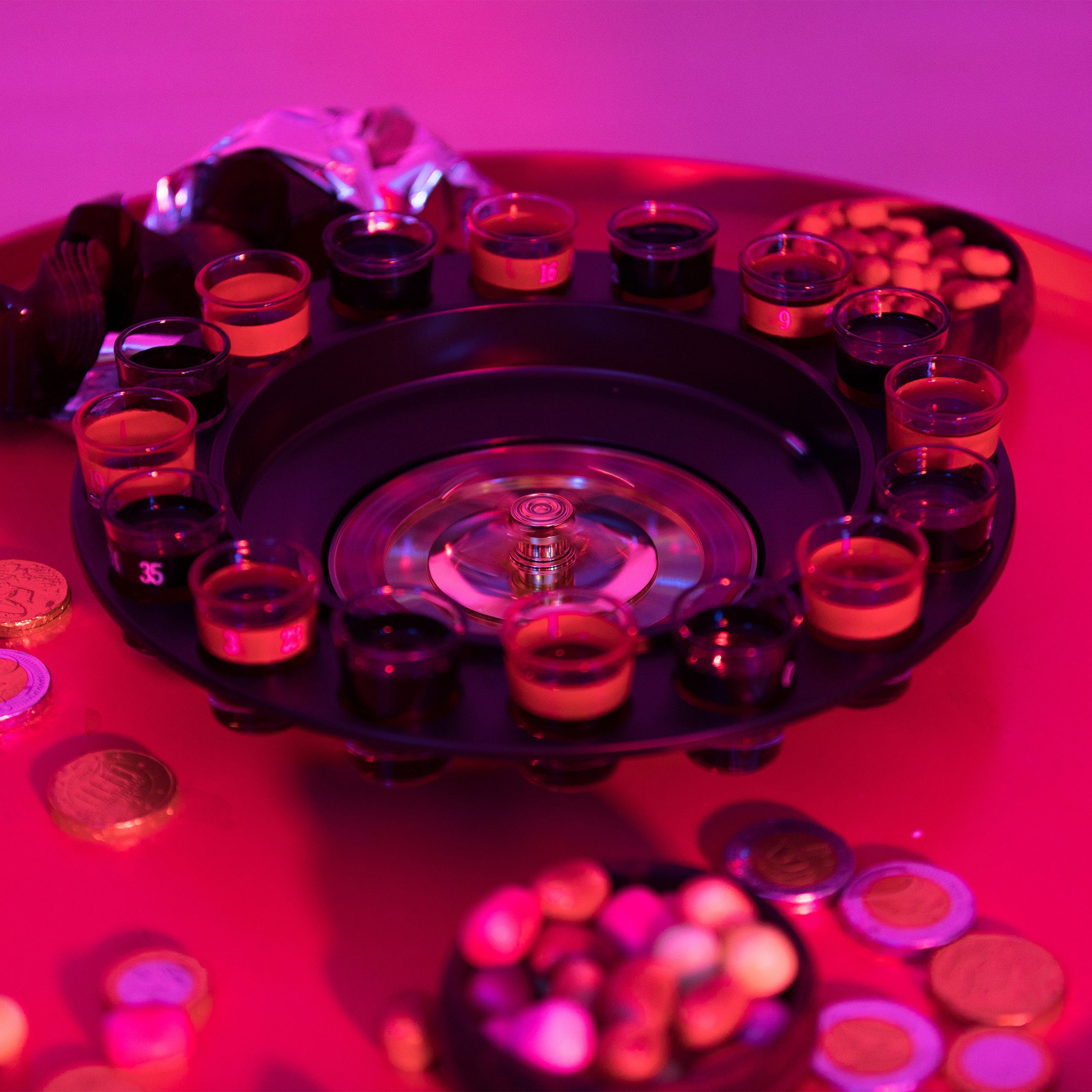 relaxdays Gläser-Set Roulette Trinkspiel, Kunststoff