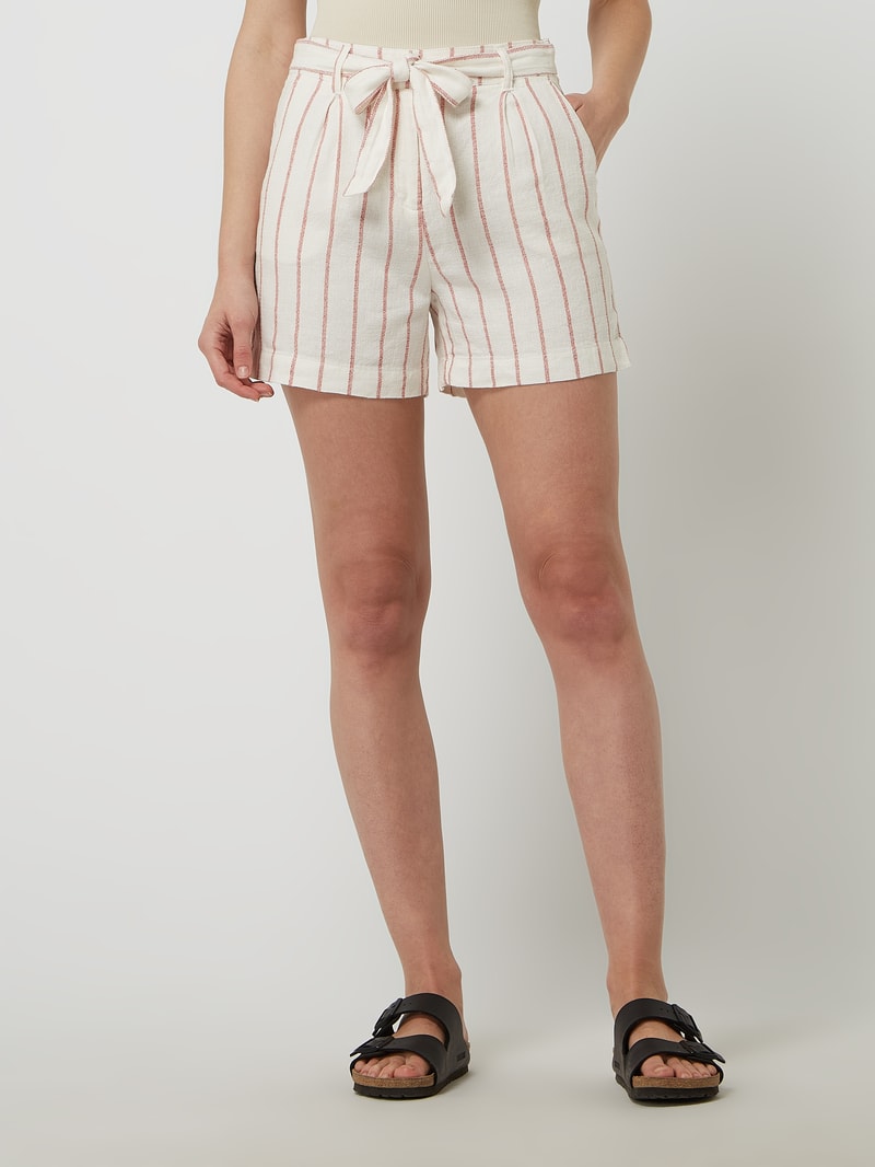 Shorts aus Baumwoll-Leinen-Mix in offwhite