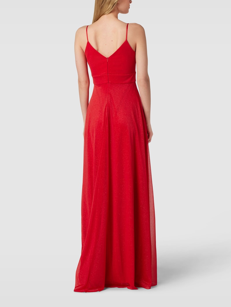 Abendkleid in schimmernder Optik in rot