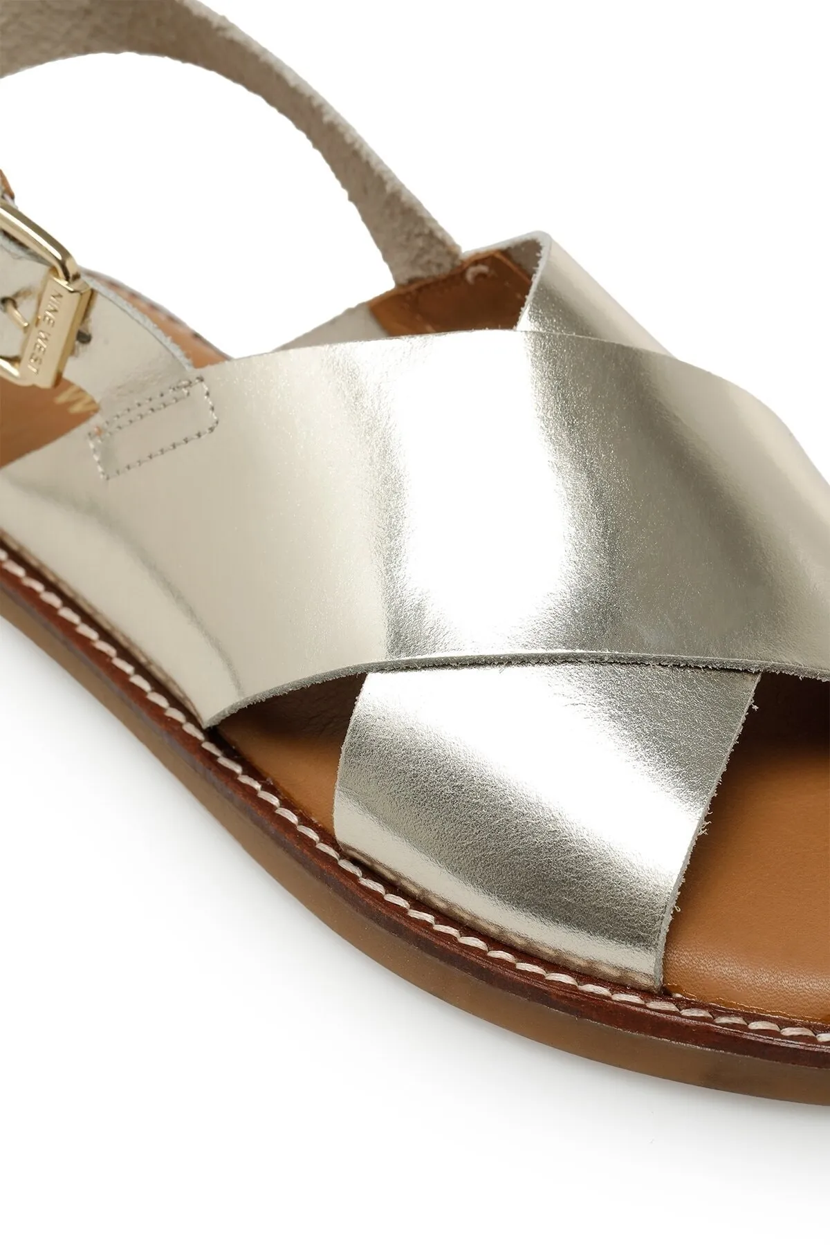 Nine West  OJUSTY 3FX Gold Damen Flache Sandalen