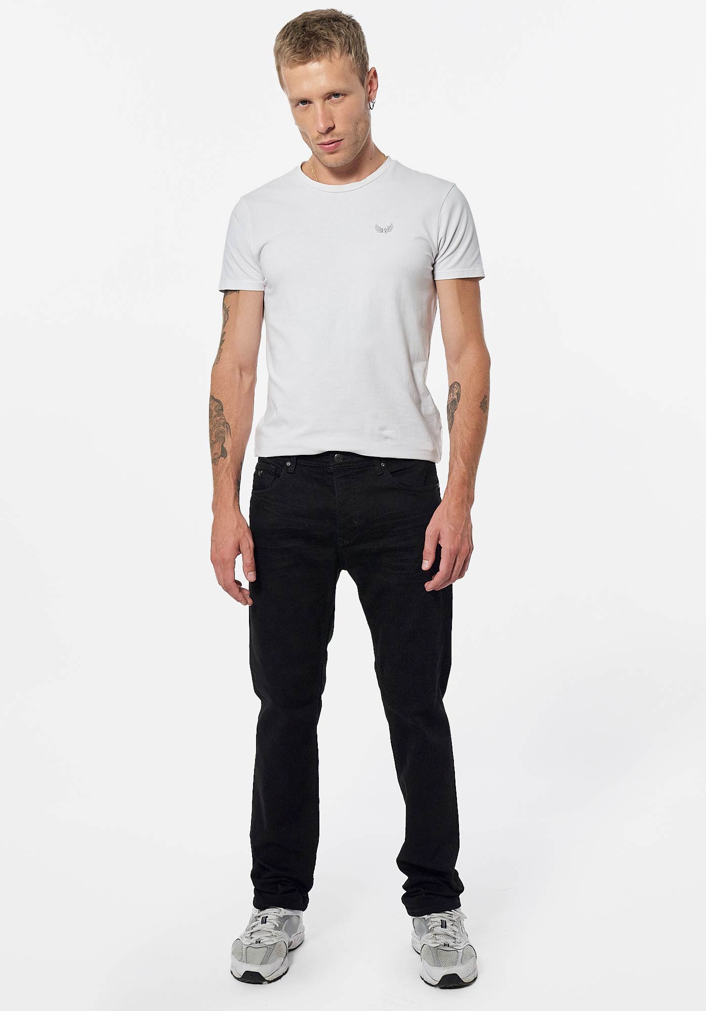 DATTT  Jean noir straight Homme