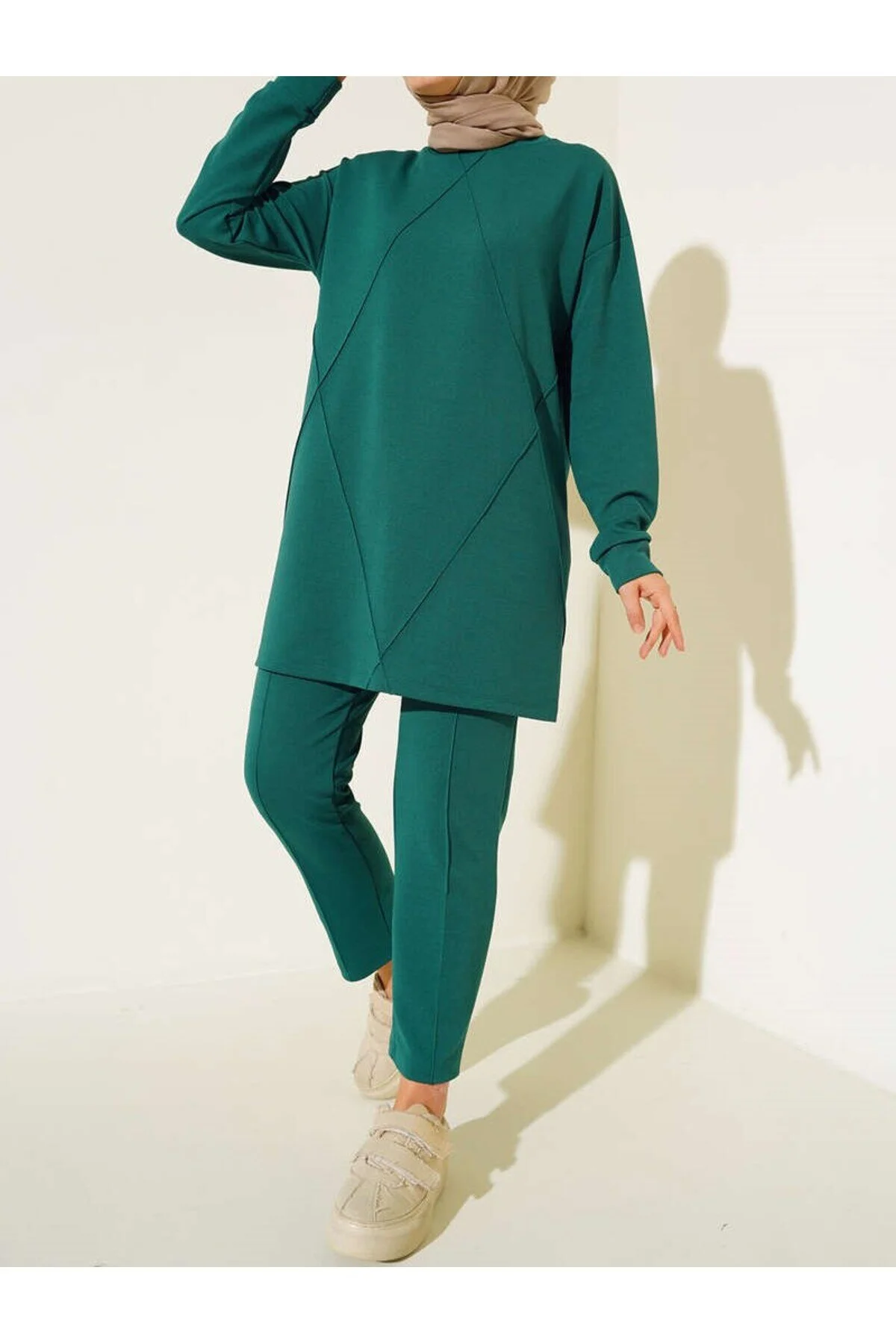 VOLT CLOTHİNG  Damen-Doppelanzug mit Çima-Muster