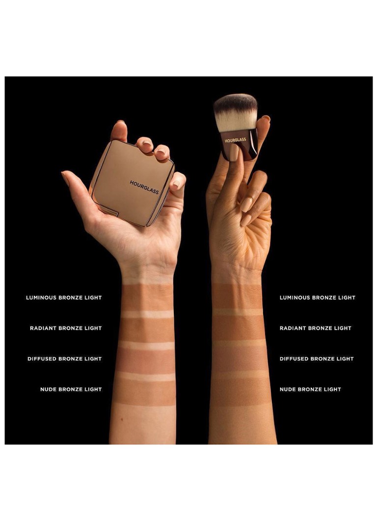 Hourglass AMBIENT™ Lighting Bronzer